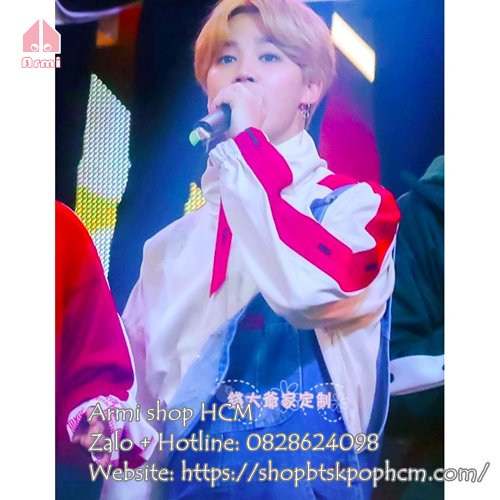 Áo khoác Jimin BTS mặc trong Go Go màu trắng