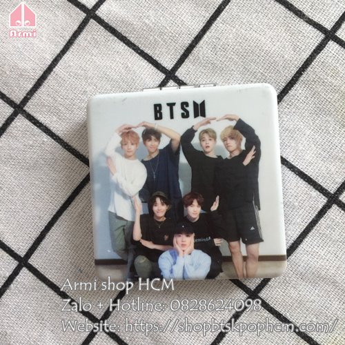 Gương BTS cầm tay mini